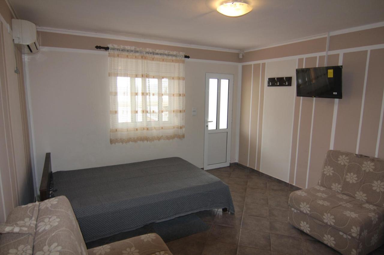 Apartments In Villa Viktoria Sutomore Extérieur photo