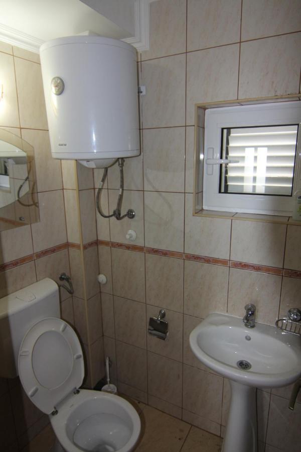 Apartments In Villa Viktoria Sutomore Extérieur photo
